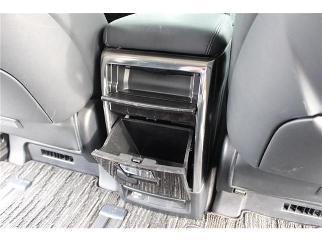 TOYOTA ALPHARD hybrid 4WD 2018