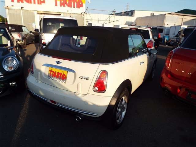 BMW BMW MINI open 2006