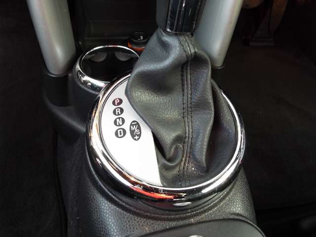 BMW BMW MINI open 2006