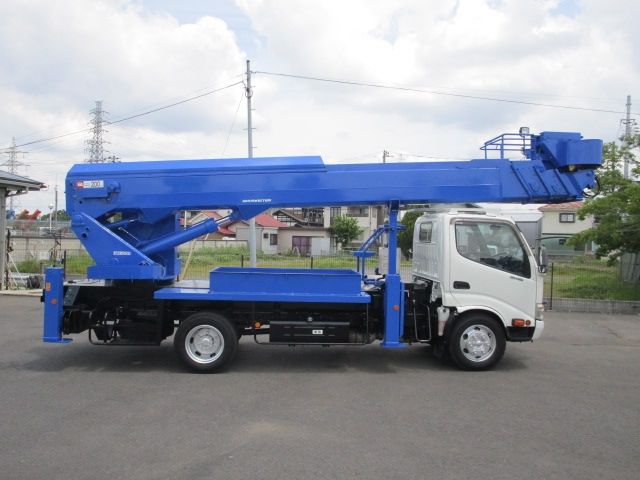 HINO DUTRO 2013