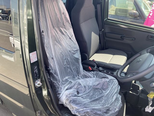 SUZUKI CARRY truck 4WD 2023