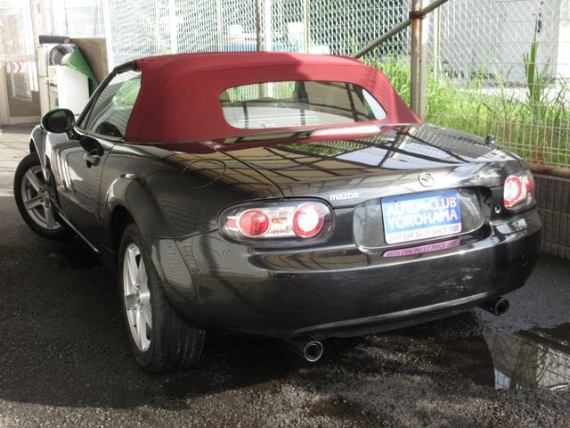 MAZDA ROADSTER 2005