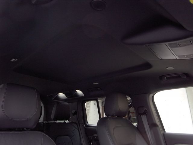 ROVER ROVER DEFENDER 2022