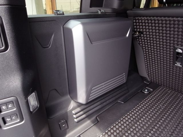 ROVER ROVER DEFENDER 2022