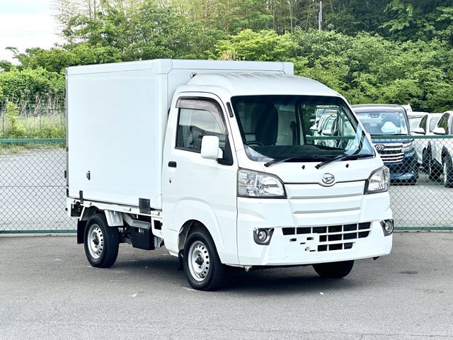 DAIHATSU HIJET truck 4WD 2015