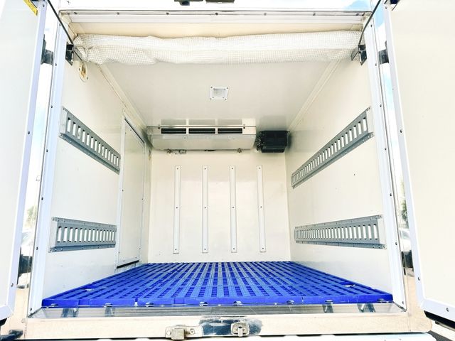 DAIHATSU HIJET truck 4WD 2015