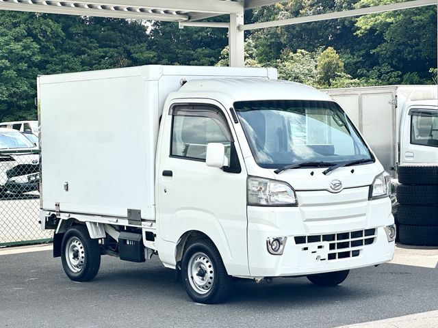 DAIHATSU HIJET truck 4WD 2015