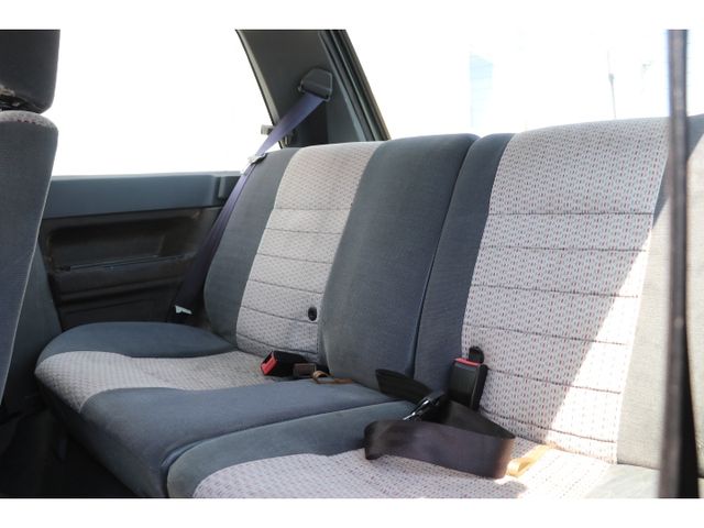 RENAULT RENAULT CINQ(5) 1992