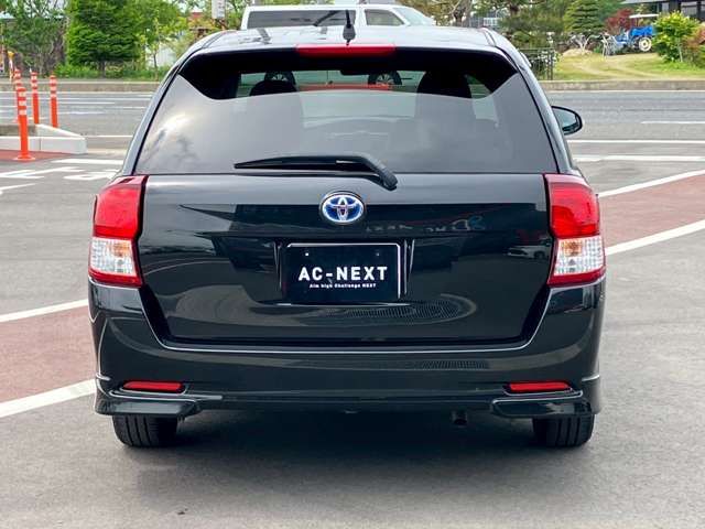 TOYOTA COROLLA FIELDER HYBRID 2015