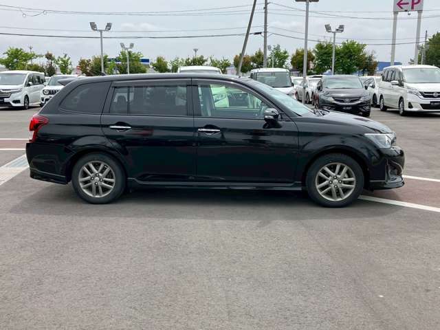 TOYOTA COROLLA FIELDER HYBRID 2015