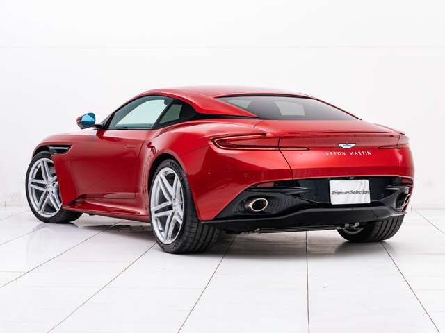 ASTON MARTIN ASTON MARTIN 2024