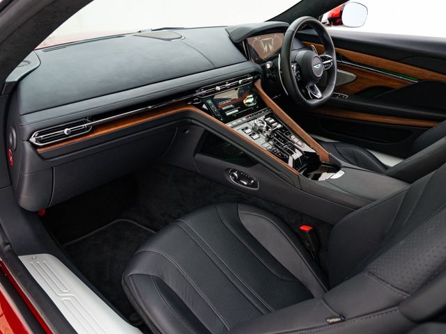 ASTON MARTIN ASTON MARTIN 2024