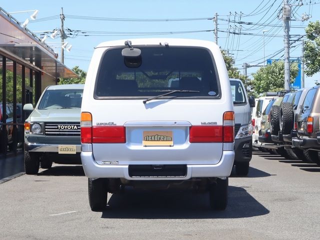 TOYOTA HIACE van 1.25t 2WD 2003