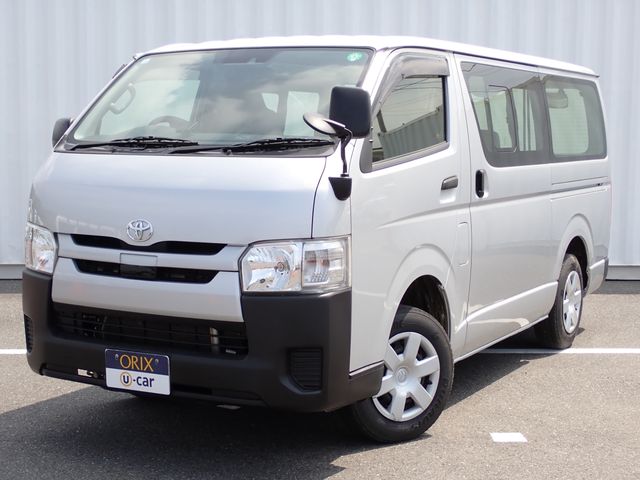 TOYOTA HIACE van 2WD 2018