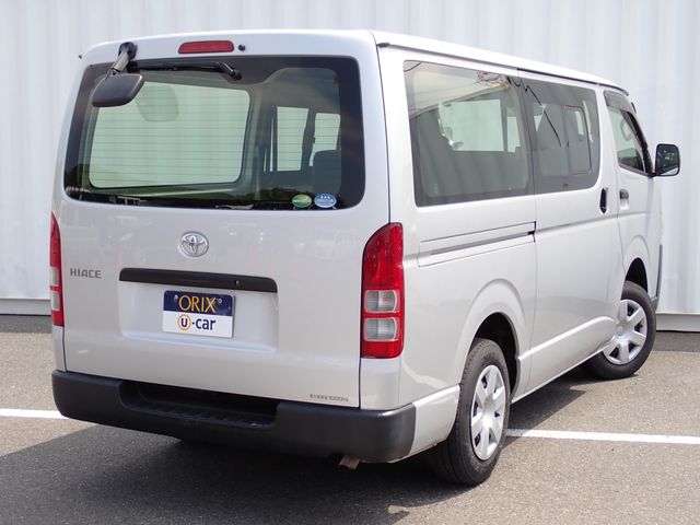 TOYOTA HIACE van 2WD 2018