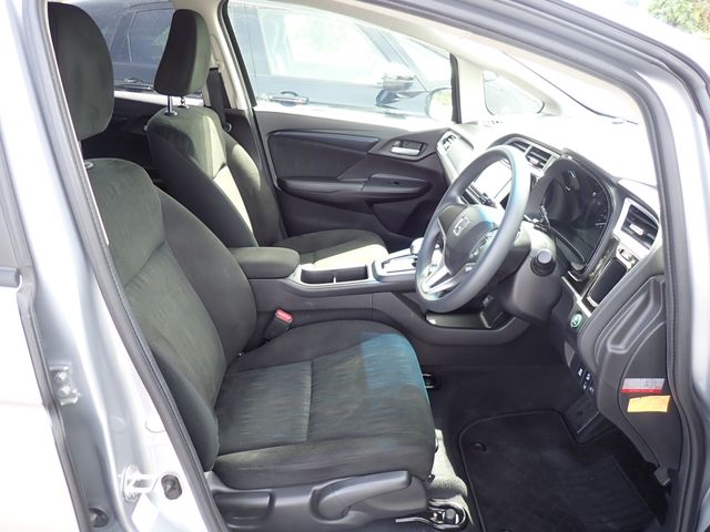 HONDA SHUTTLE HYBRID 2022