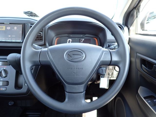 DAIHATSU MIRA e:S 2018