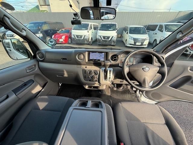 NISSAN NV350 CARAVAN 2021