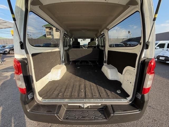 NISSAN NV350 CARAVAN 2021
