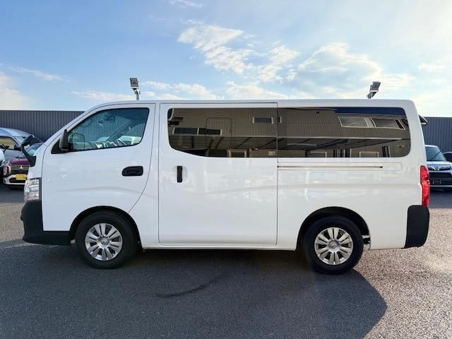 NISSAN NV350 CARAVAN 2021