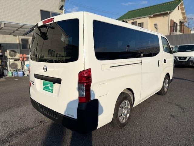 NISSAN NV350 CARAVAN 2021
