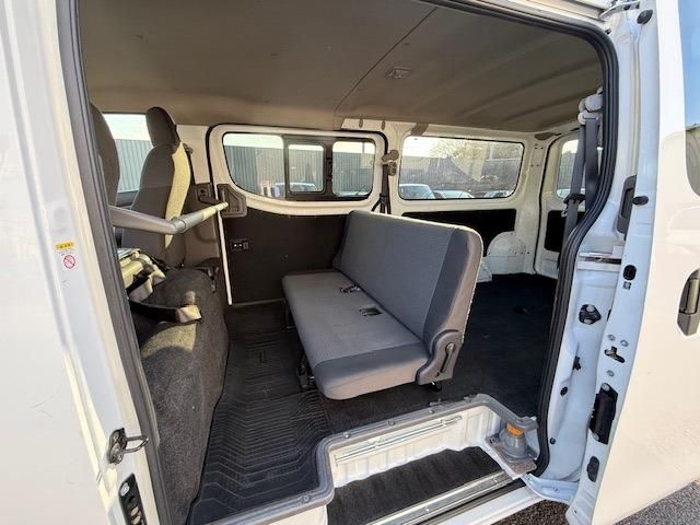 NISSAN NV350 CARAVAN 2021