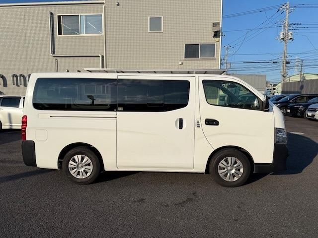 NISSAN NV350 CARAVAN 2021