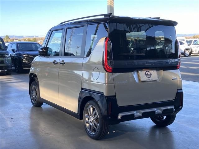 MITSUBISHI DELICA MINI 2025