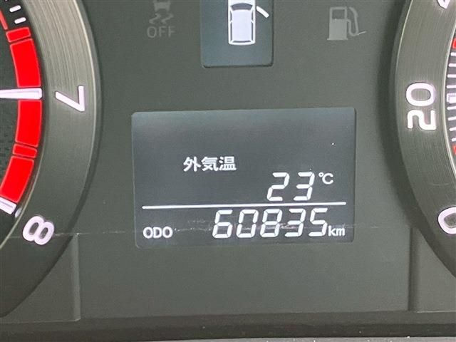 TOYOTA VELLFIRE 2012