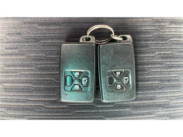 TOYOTA VELLFIRE 2012