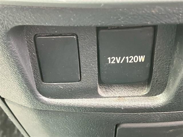 TOYOTA VELLFIRE 2012