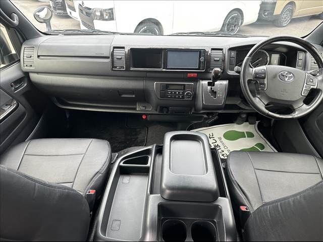 TOYOTA HIACE van 2WD 2023