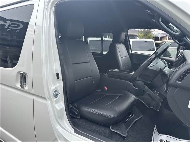 TOYOTA HIACE van 2WD 2023