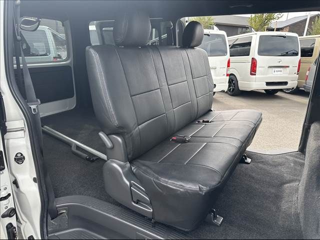 TOYOTA HIACE van 2WD 2023