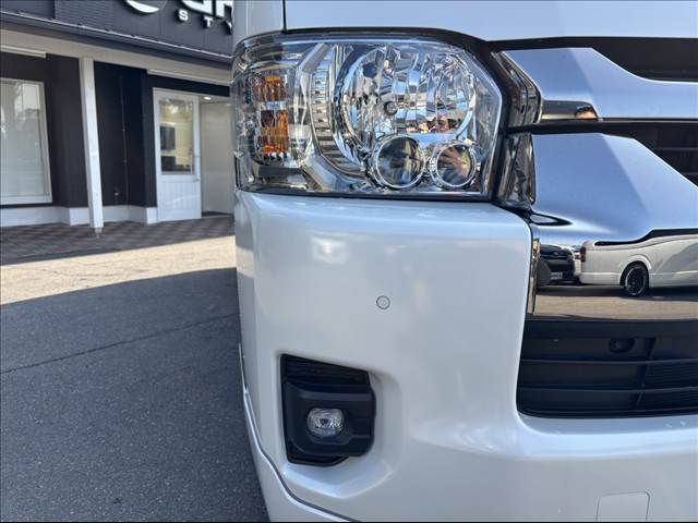 TOYOTA HIACE van 2WD 2023