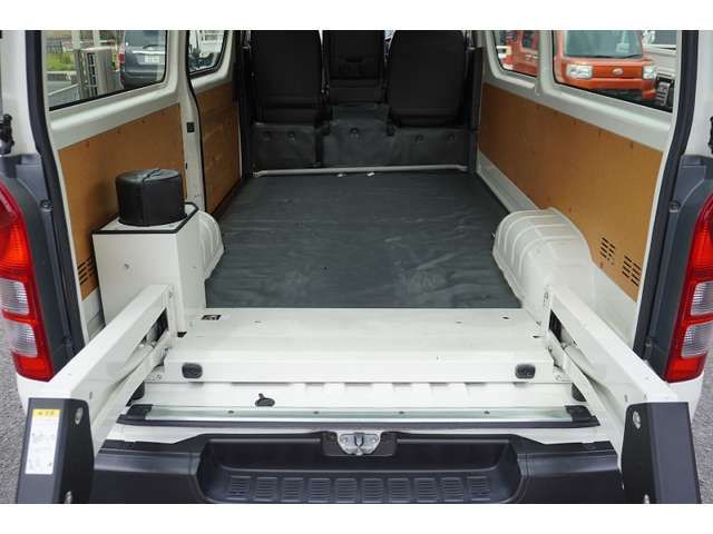 TOYOTA HIACE van 1.25t 2WD 2020
