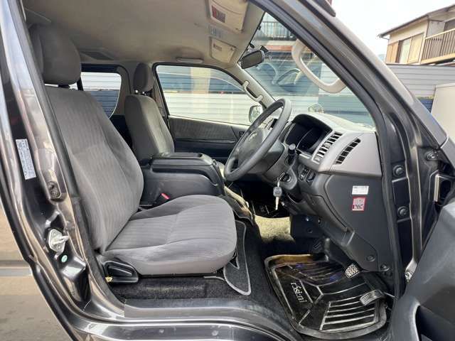 TOYOTA REGIUSACE van 2WD 2013