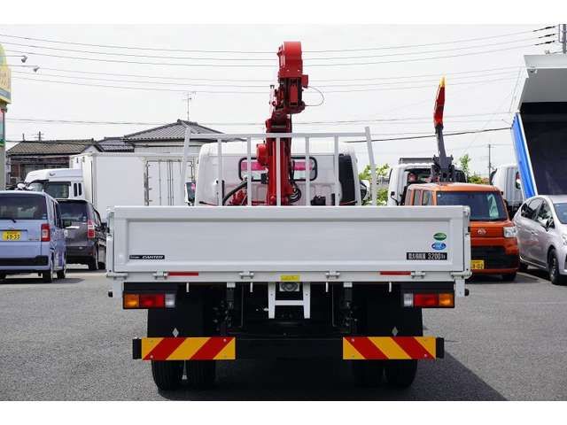 MITSUBISHI CANTER 2023