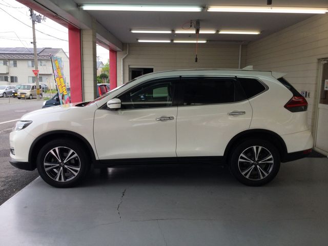 NISSAN X-TRAIL 4WD 2017