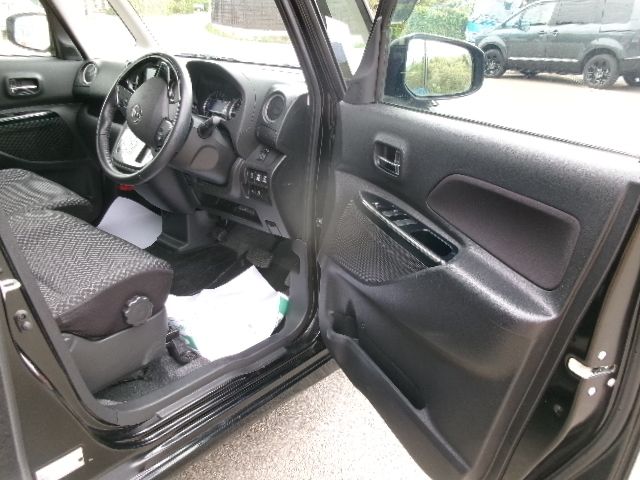 NISSAN DAYZ ROOX 4WD 2017