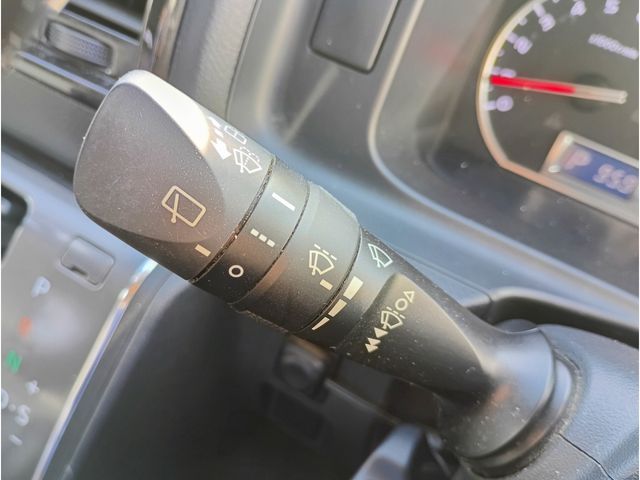 TOYOTA HIACE van 4WD 2016