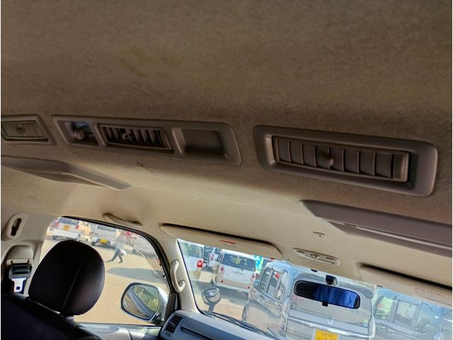 TOYOTA HIACE van 4WD 2016