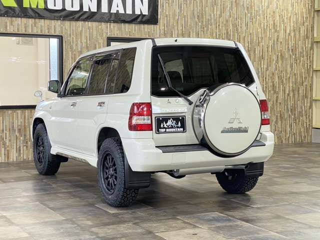 MITSUBISHI PAJERO io  4WD 2006