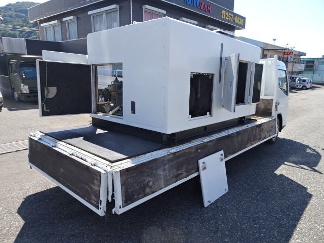 MITSUBISHI ????? 2004