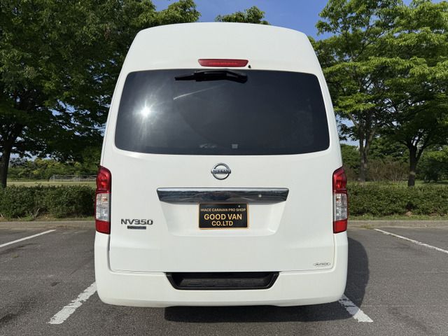 NISSAN NV350 CARAVAN 4WD 2014