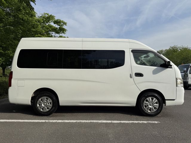 NISSAN NV350 CARAVAN 4WD 2014