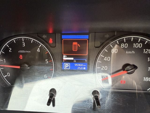 NISSAN NV350 CARAVAN 4WD 2014