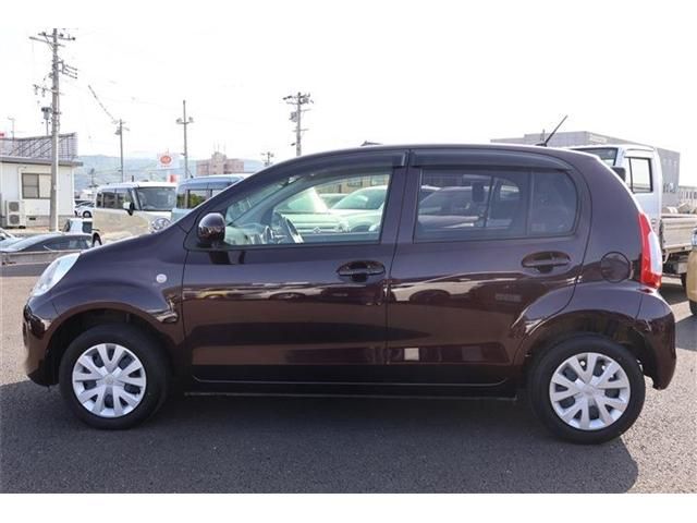 TOYOTA PASSO 2016