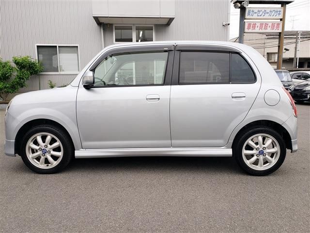 DAIHATSU MIRA GINO 2005