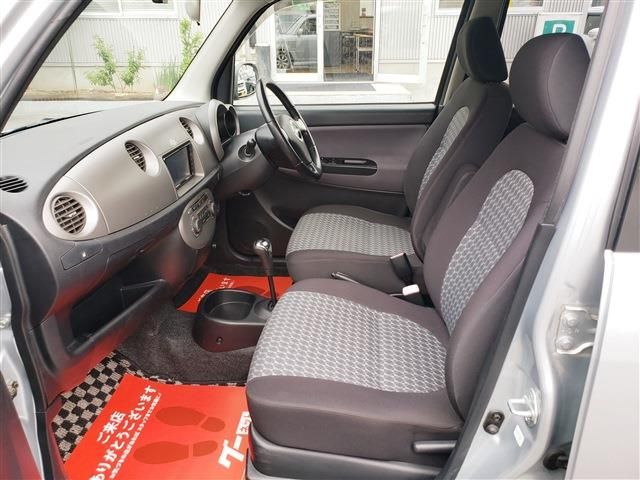 DAIHATSU MIRA GINO 2005